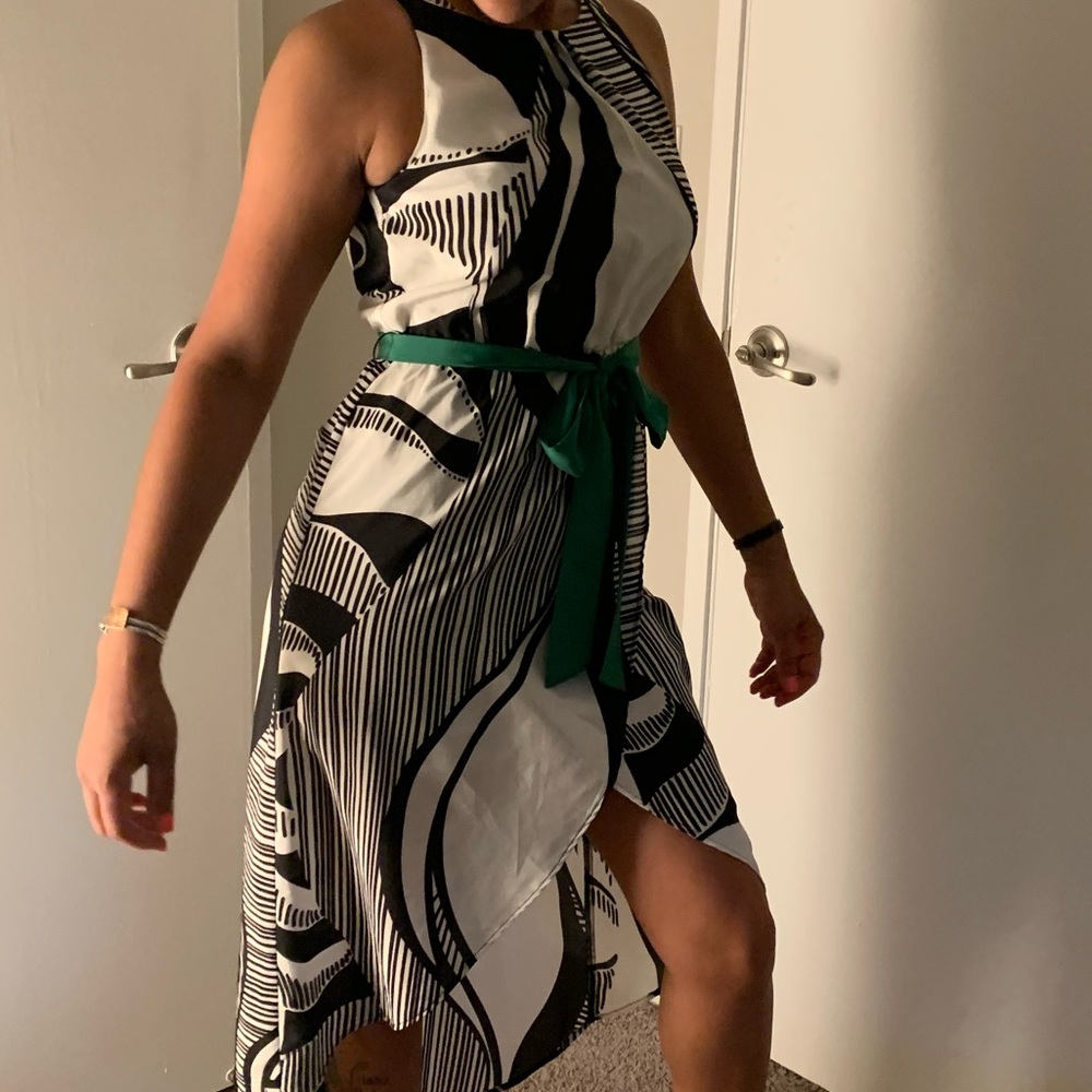 Geometrical Print High-Low dress with Slit